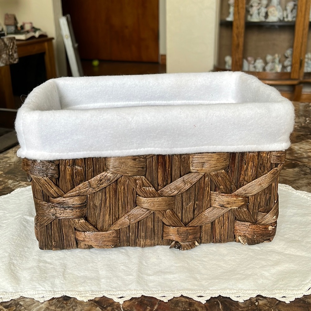 Wicker basket, 9”L x 6”W x 6”D, little wear